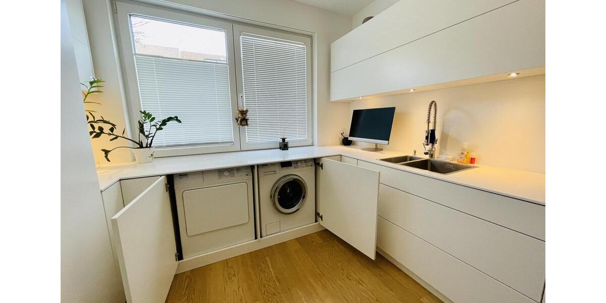 Maisonettenwohnung Düsseldorf Düsseltal - 5 Zimmer, 224 m&sup2;, 5.500&euro; | Angebot:24526472