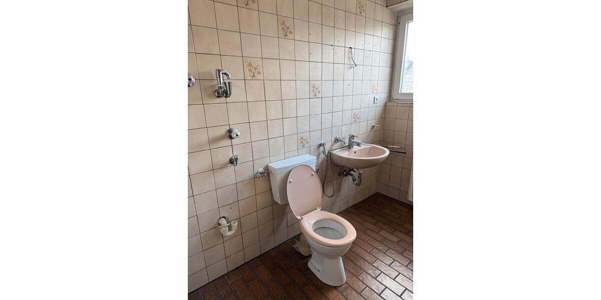 Etagenwohnung Neuss Augustinusviertel - 2 Zimmer, 68 m&sup2;, 900&euro; | Angebot:27626225