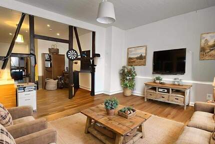 Modernisierte 2-Zimmer-Altbauwohnung mit Charme 2 zimmer