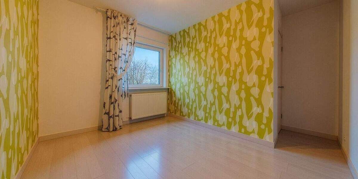 Etagenwohnung Leverkusen Bürrig - 2 Zimmer, 68 m&sup2;, 165.000&euro; | Angebot:24874004