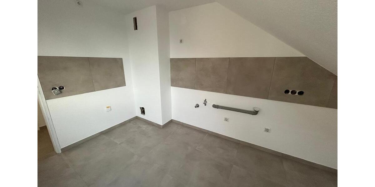 Dachgeschoßwohnung Neuss Allerheiligen - 2 Zimmer, 47 m&sup2;, 750&euro; | Angebot:27592740