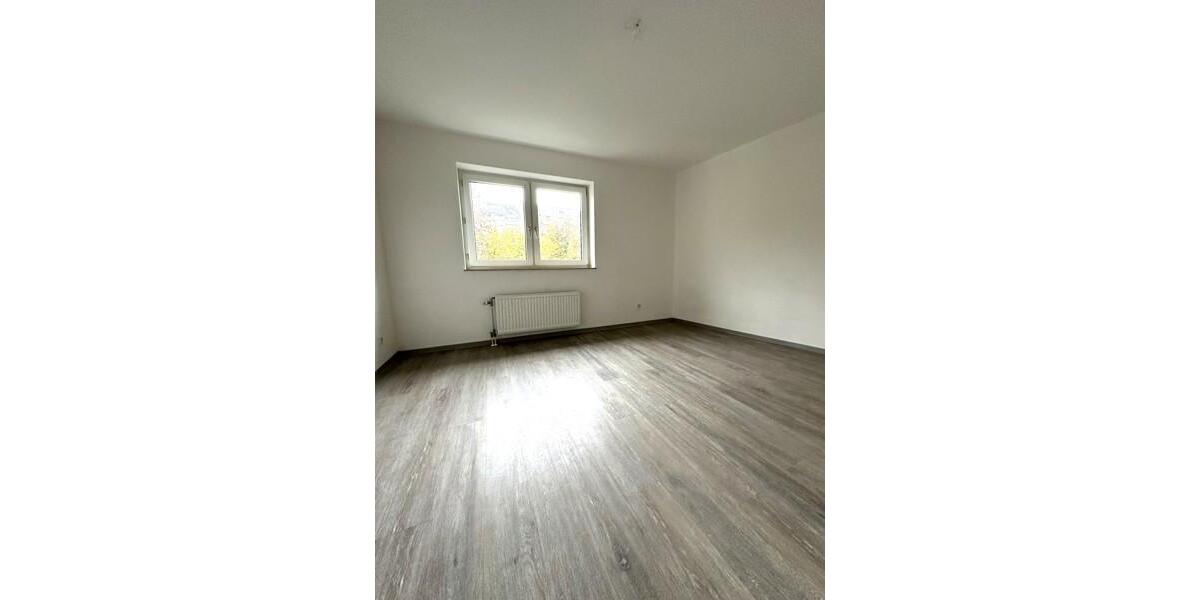 Etagenwohnung Wuppertal - 5 Zimmer, 113 m&sup2;, 1.074&euro; | Angebot:24869192