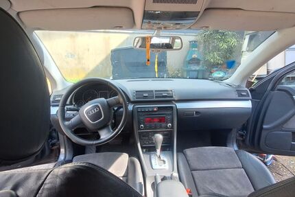 Audi A4 300.100 km 2.300 &euro; Remscheid 42899