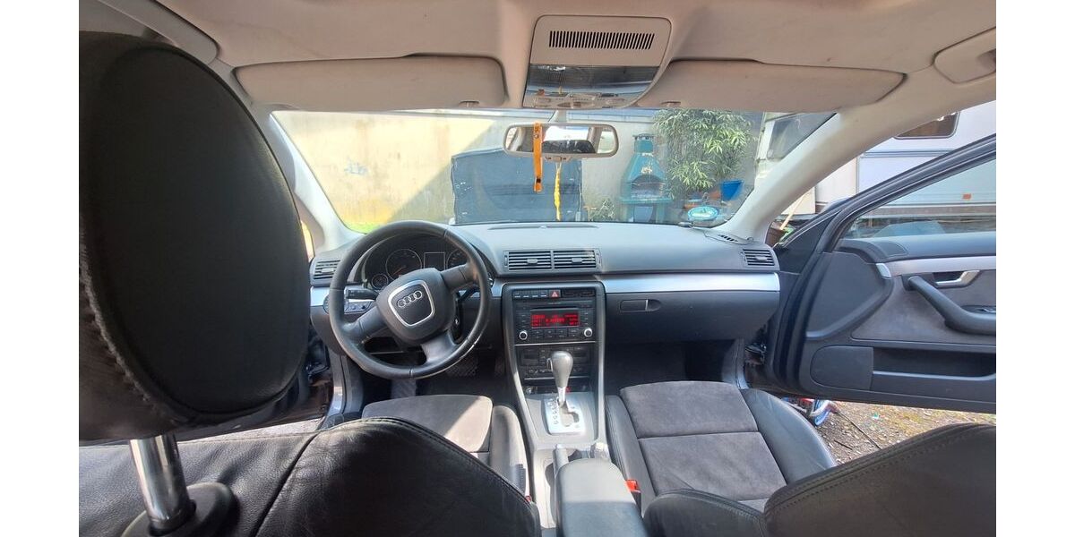 Audi A4 300.100 km 2.300 &euro; Remscheid 42899
