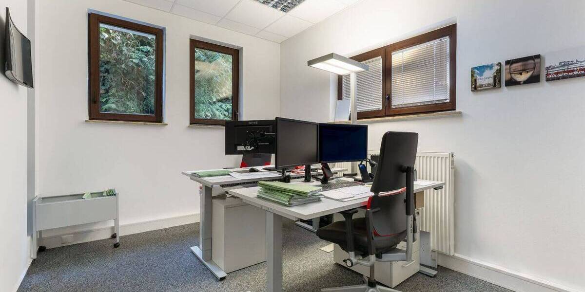 Etagenwohnung Bergisch Gladbach Moitzfeld - 5 Zimmer, 79 m&sup2;, 229.000&euro; | Angebot:25971351