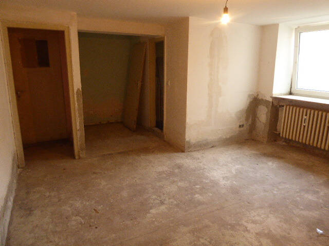 Gewerbeobjekt Düsseldorf Rath - 8 Zimmer, 156 m&sup2;, 350.000&euro; | Angebot:25665195