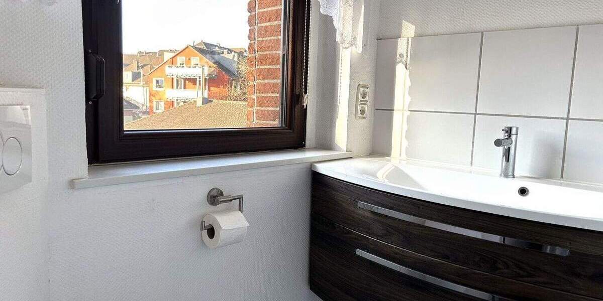 Reihenendhaus Solingen Solingen-Mitte - 7 Zimmer, 145 m&sup2;, 335.000&euro; | Angebot:24340305