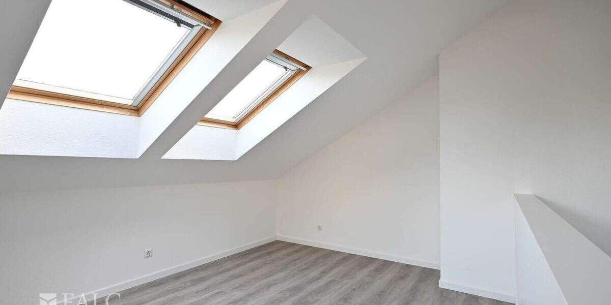 Einfamilienhaus Pulheim Stommeln - 7 Zimmer, 253 m&sup2;, 779.000&euro; | Angebot:24250420