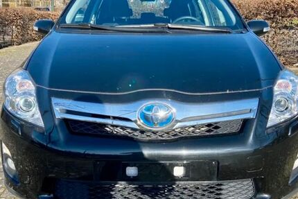 Toyota Auris 92.000 km 12.500 € Ratingen 40880