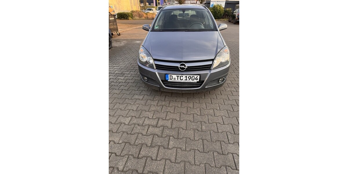 Opel Astra H 158.000 km 3.590 € Düsseldorf 40213