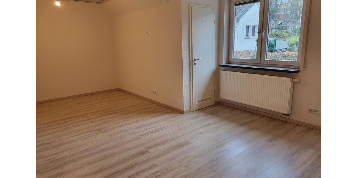Maisonettenwohnung Overath - 4 Zimmer, 150 m&sup2;, 1.250&euro; | Angebot:25921642