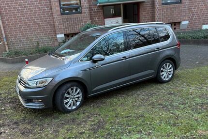 VW Touran 196.000 km 14.000 &euro; Düsseldorf 40229