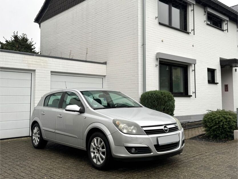 Opel Astra 150.000 km 3.800 € Köln 51105
