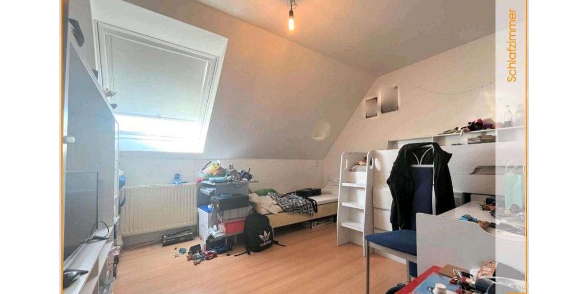 Dachgeschoßwohnung Köln Mülheim - 4 Zimmer, 270.000&euro; | Angebot:21565713
