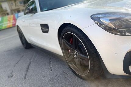 Mercedes AMG GT