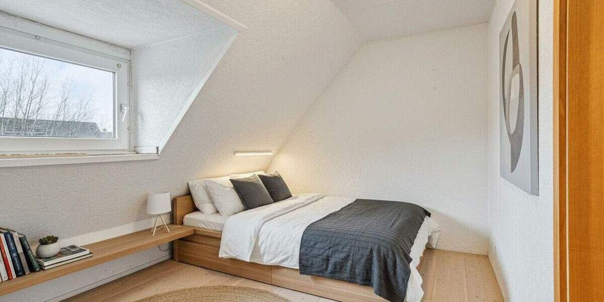 Reihenmittelhaus Düsseldorf Rath - 4 Zimmer, 59 m&sup2;, 339.000&euro; | Angebot:24671094