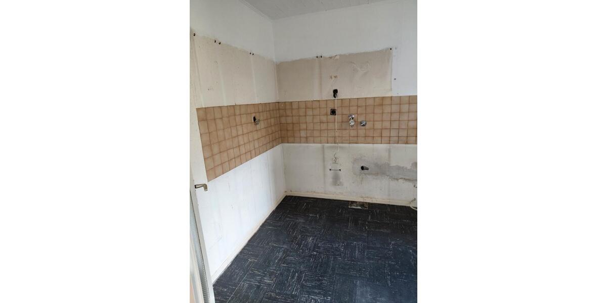 Etagenwohnung Hilden - 3 Zimmer, 75 m&sup2;, 170.000&euro; | Angebot:26022938