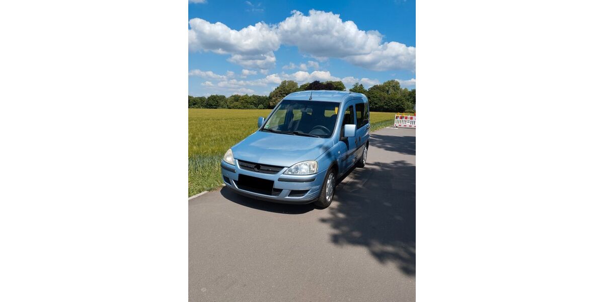 Opel Combo 120.228 km 2.700 &euro; Köln 51103