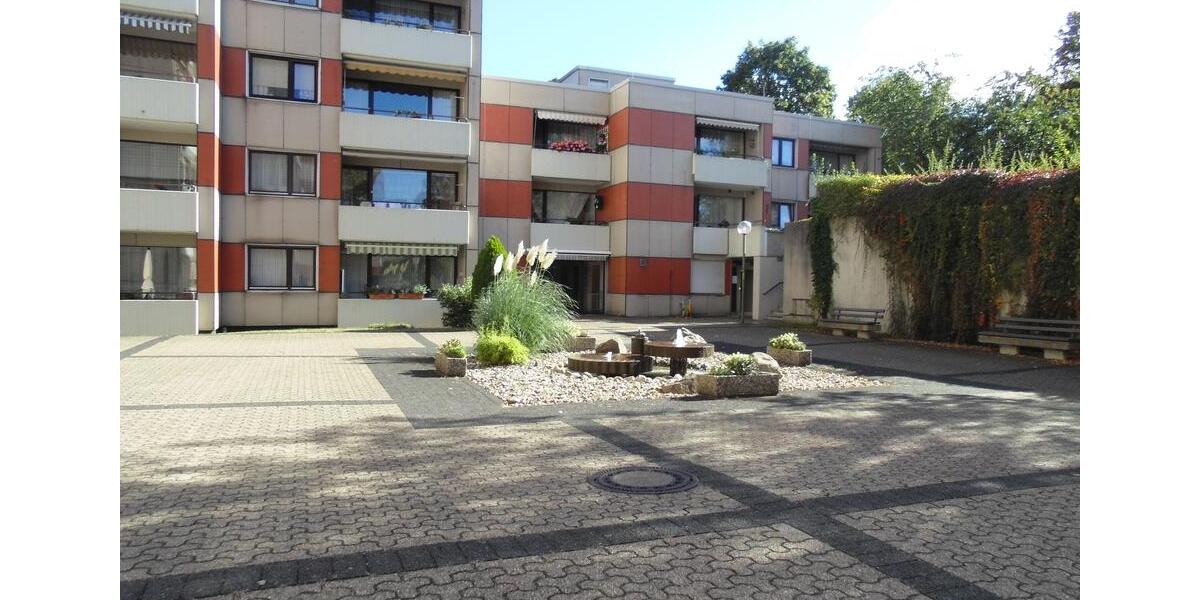 Erdgeschoßwohnung Solingen Wald - 3 Zimmer, 73 m&sup2;, 424&euro; | Angebot:22054018
