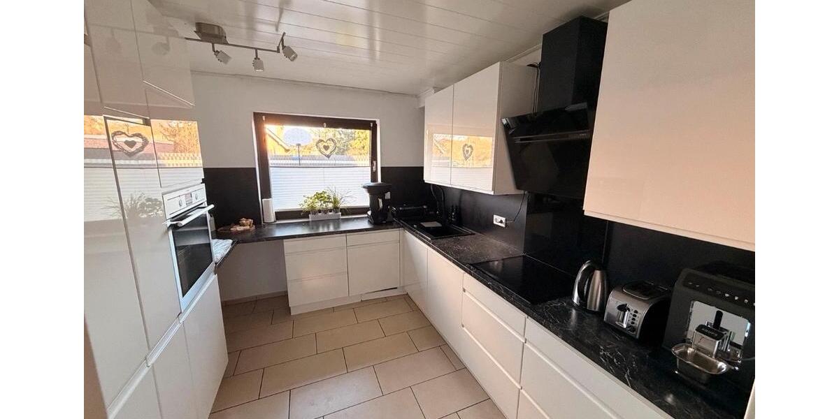 Doppelhaushälfte Köln Mülheim - 5.5 Zimmer, 160 m&sup2;, 2.450&euro; | Angebot:26628613