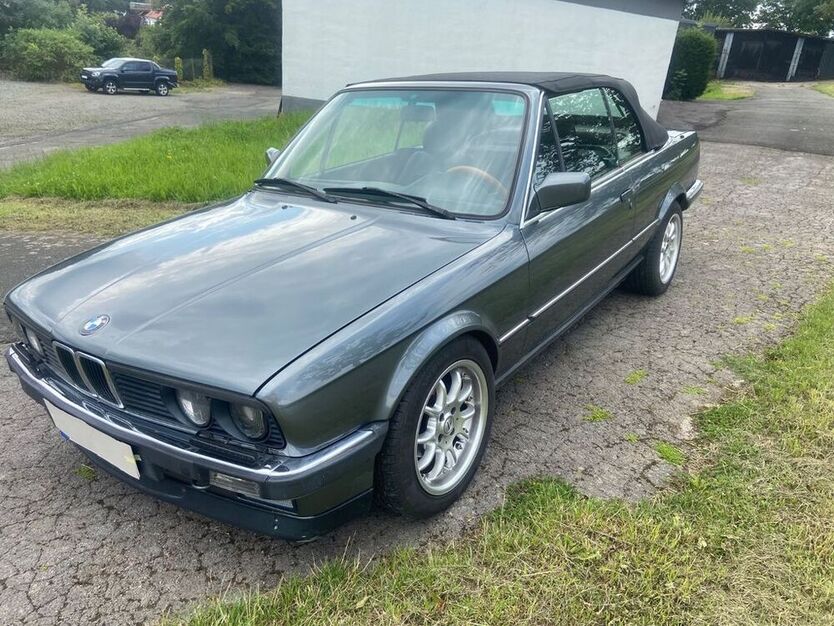 320