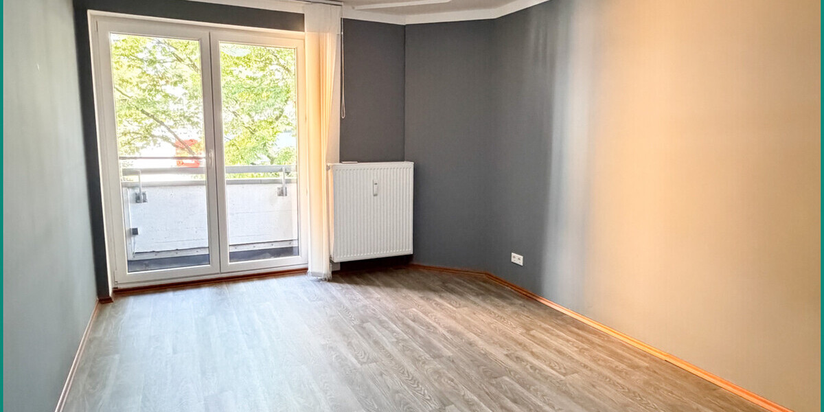 FÜR DIE FAMILIE IN DER INNENSTADT REMSCHEID: 4 ZIMMER-WOHNUNG MIT BALKON UND GARAGE - Etagenwohnung Remscheid Innenstadt | Angebot:27567381