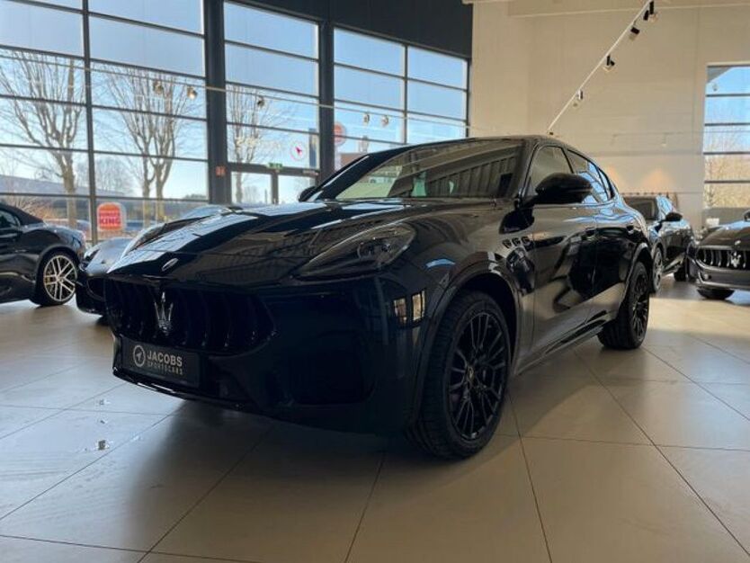 Maserati Grecale 14.900 km 89.980 € Köln 50829