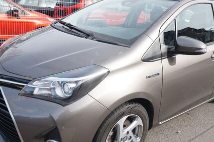 Toyota Yaris 34.550 km 13.499 &euro; Köln 51143