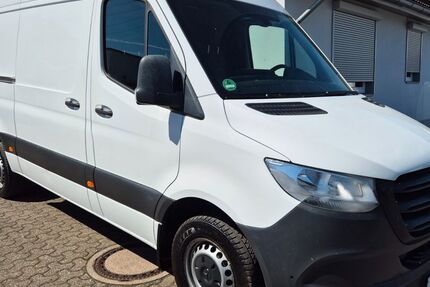 Mercedes-Benz Sprinter 298.000 km 15.690 &euro; Düsseldorf 40591