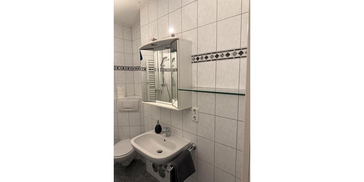 Etagenwohnung Neuss - 1 Zimmer, 33 m&sup2;, 99.000&euro; | Angebot:24749056
