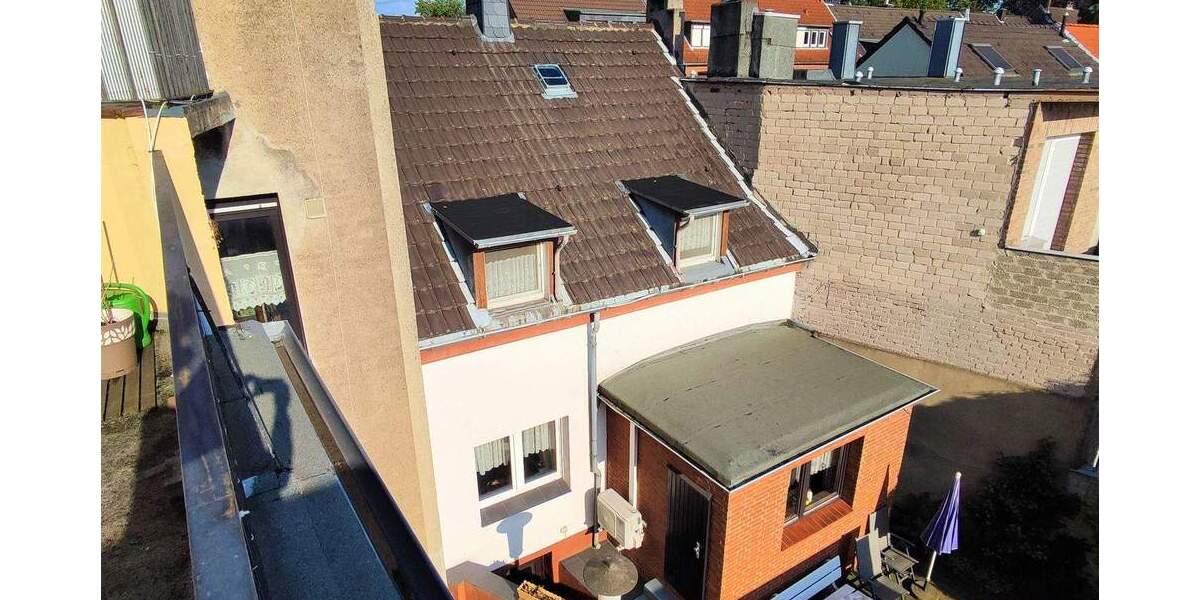 Reihenmittelhaus Düsseldorf Heerdt - 1 Zimmer, 285 m&sup2;, 695.000&euro; | Angebot:24696292