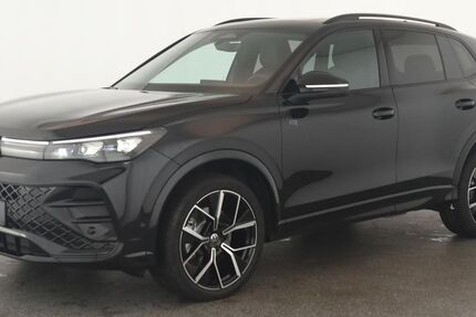 VW Tiguan 18.400 km 44.284 &euro; Düsseldorf 40233