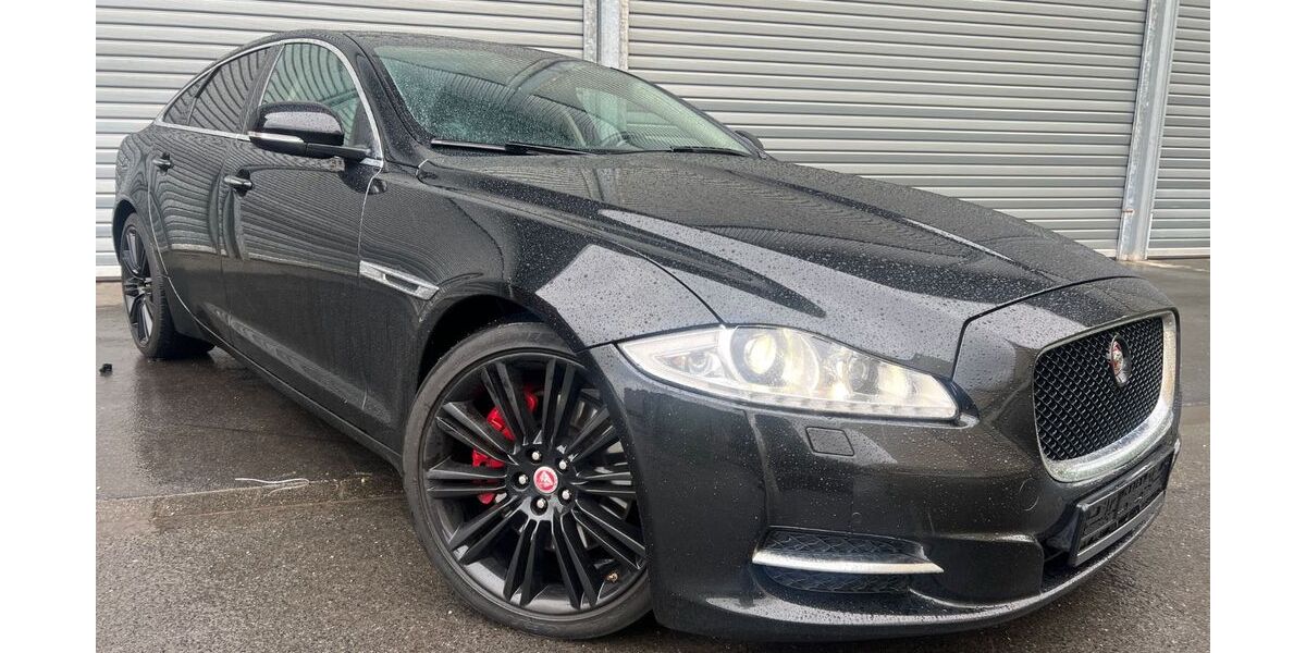 Jaguar XJ 135.779 km 17.300 &euro; Wuppertal 42285