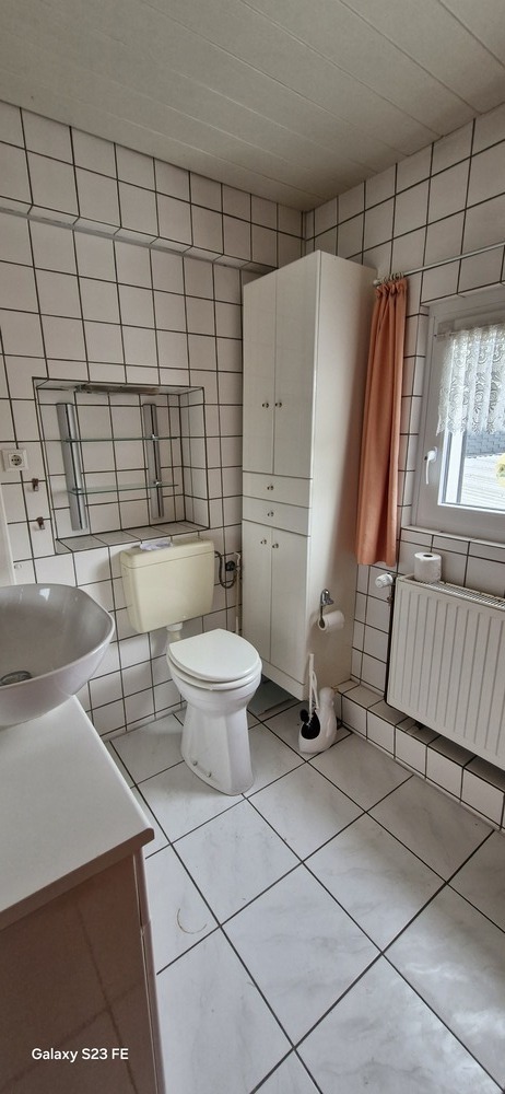 Doppelhaushälfte mit Garagenhof und kleinem Garten in Remscheid-Lennep zimmer