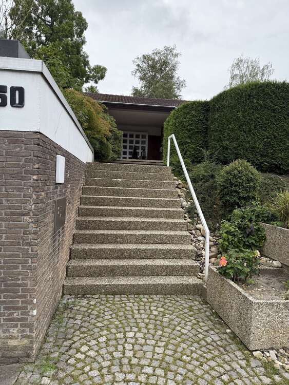 Haus zum Mieten in Essen 1.700 € 120 m²