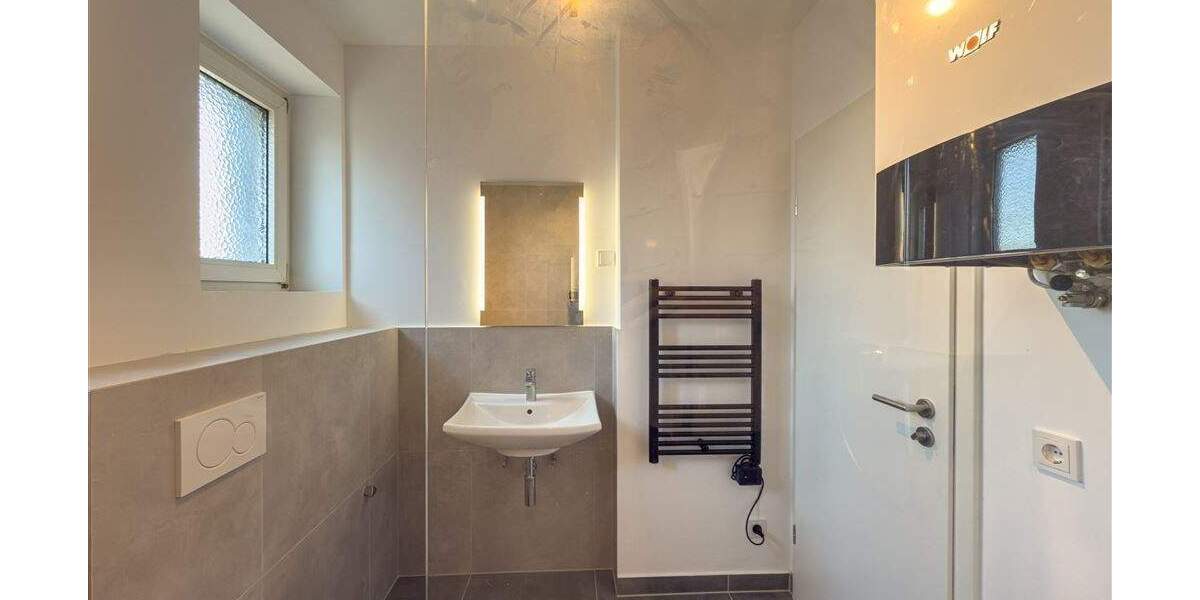 Etagenwohnung Neuss Barbaraviertel - 2 Zimmer, 149.900&euro; | Angebot:25696362