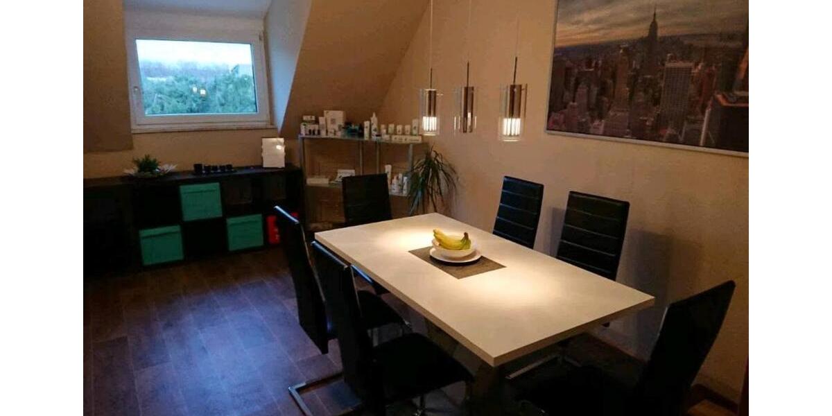 Dachgeschoßwohnung Wermelskirchen - 3.5 Zimmer, 60 m&sup2;, 129.500&euro; | Angebot:25887273