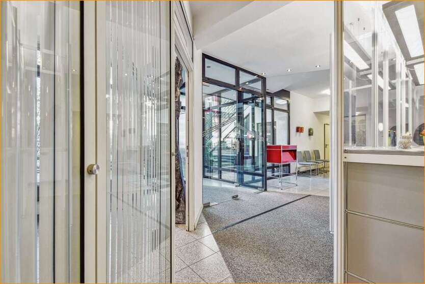 Büro in Pulheim 900.000 € 298.52 m²