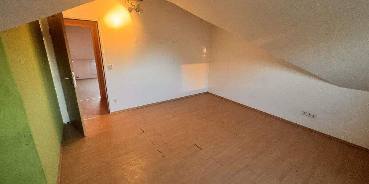 Reihenmittelhaus Düsseldorf Lichtenbroich - 5 Zimmer, 127 m&sup2;, 485.000&euro; | Angebot:24843651