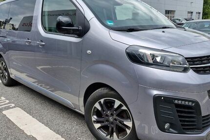 Opel Zafira Life 106.000 km 25.599 € Wuppertal 42111