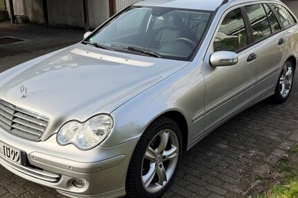Mercedes-Benz C 220 199.700 km 4.600 &euro; Langenfeld 40764