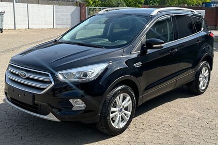 Ford Kuga 65.220 km 11.800 &euro; Neuss 41460