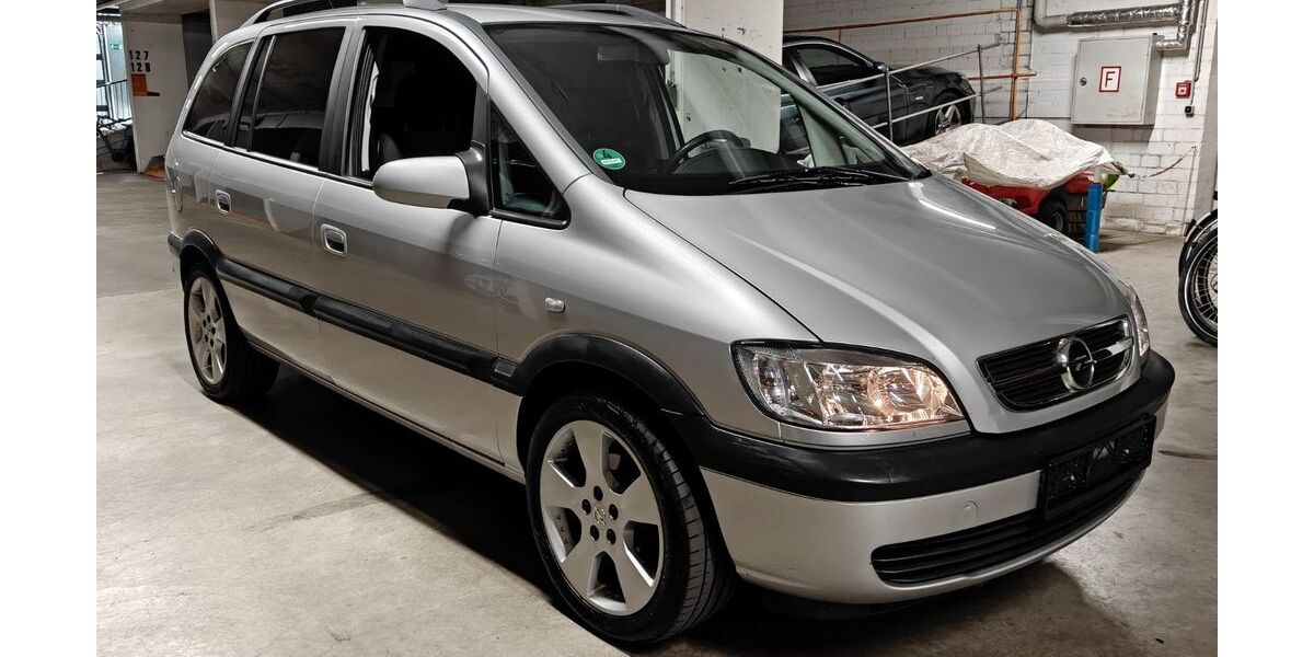 Opel Zafira 154.213 km 3.650 &euro; NEUSS 41462