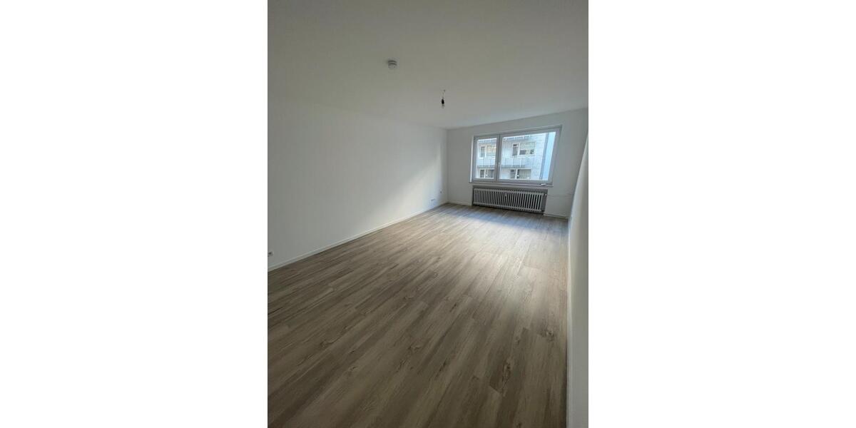 Etagenwohnung Düsseldorf Stadtmitte - 1 Zimmer, 30 m&sup2;, 790&euro; | Angebot:26067499