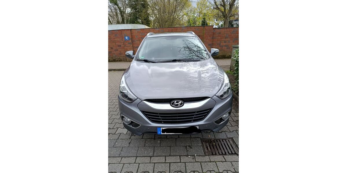 Hyundai ix35 121.000 km 9.900 &euro; Leverkusen 51381