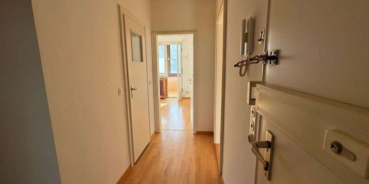 Etagenwohnung Düsseldorf Oberbilk - 4 Zimmer, 130 m&sup2;, 498.000&euro; | Angebot:24949178