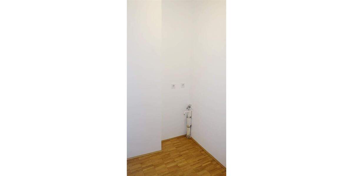 Etagenwohnung Düsseldorf Flingern Nord - 3 Zimmer, 108 m&sup2;, 1.739&euro; | Angebot:24728196