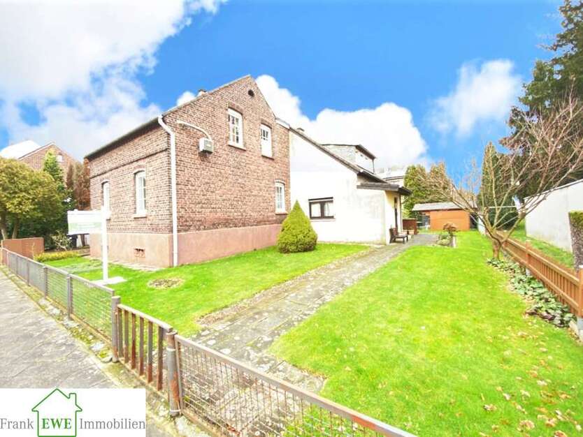 Grundstück zu verkaufen in Düsseldorf Hassels 580.000 € 684 m²