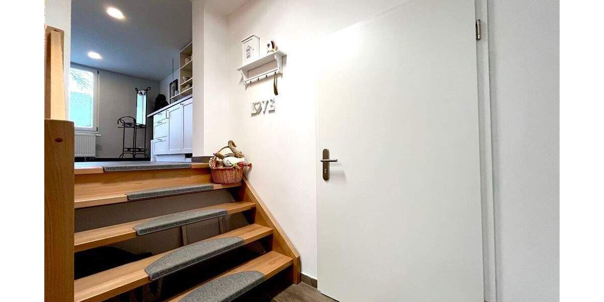 Gewerbeobjekt Velbert Langenberg - 4 Zimmer, 1.200&euro; | Angebot:23434240