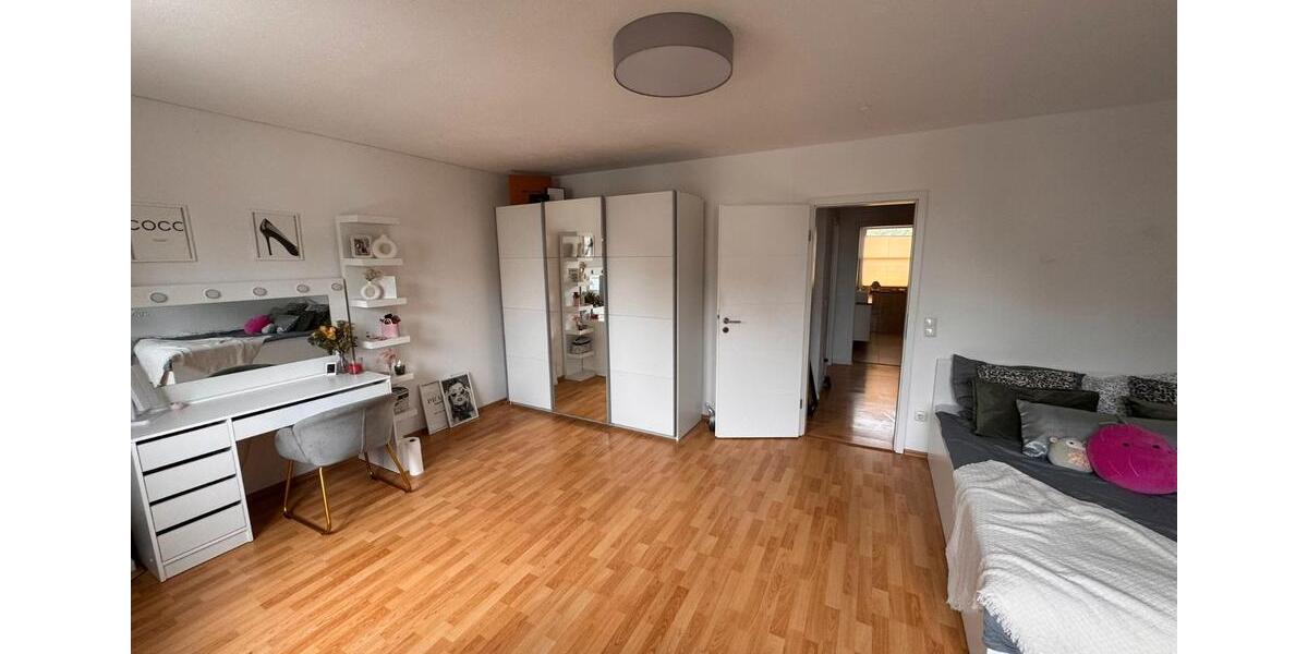 Reihenhaus Solingen Central - 4 Zimmer, 150 m&sup2;, 525.000&euro; | Angebot:26431629